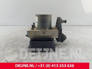 Mercedes Vito ABS pump O274646 photo 3