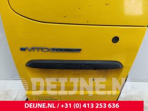 Mercedes Vito Minibus/van rear door O274647 photo 2
