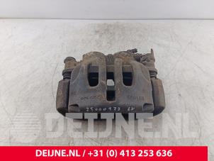 Mercedes Vito Remklauw (Tang) links-voor O274666 foto 2