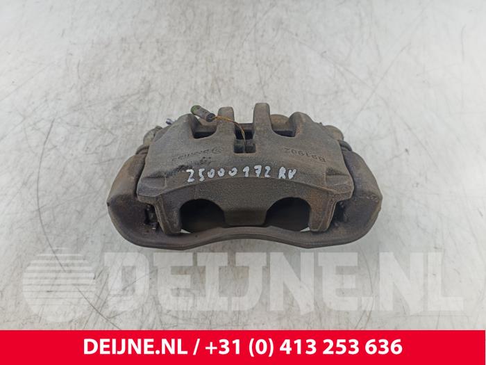 Mercedes Vito Bremszange rechts vorne O274668