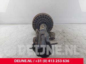 Mercedes Vito Schokdemperpoot links-voor O274670 foto 3