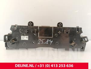 Lynk & Co 01 Heizung Bedienpaneel O274685 foto 2