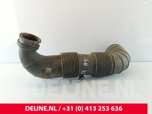 Volkswagen Crafter Ansaugschlauch Luft O274687 foto 2