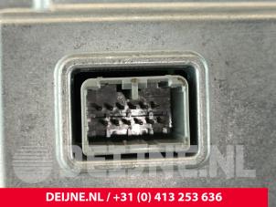Volvo C40 Display Multi Media regelunit O274700 foto 3