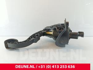 Toyota Pro-Ace Clutch pedal O274718 photo 3