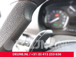 Gebruikte Schakelflipper set Citroen Jumpy 2.0 Blue HDI 145 Prijs op aanvraag aangeboden door van Deijne Onderdelen Uden B.V.