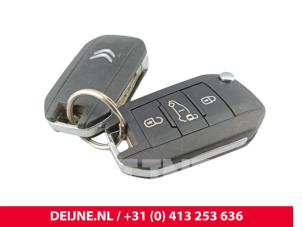 Citroen Jumpy Ignition lock + key O274751 photo 3