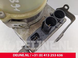Citroen Jumpy Power steering pump O274773 photo 3