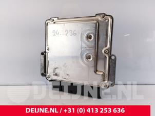 Renault Trafic Engine management computer O274794 photo 2