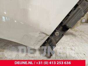 Renault Trafic Front wing, right O274815 photo 2