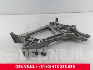 Mercedes Vito Dynamosteun onder O274873 foto 3