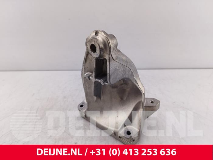 Mercedes Vito Motorlager O274877