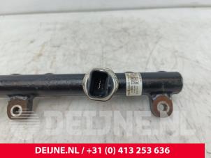 Peugeot Boxer Fuel injector nozzle O274884 photo 3