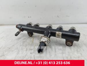 Peugeot Boxer Fuel injector nozzle O274884 photo 2
