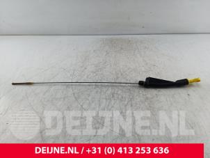 Gebruikte Olie Peilstok Ford Transit Custom 2.0 TDCi 16V Eco Blue 130 Prijs € 42,35 Inclusief btw aangeboden door van Deijne Onderdelen Uden B.V.