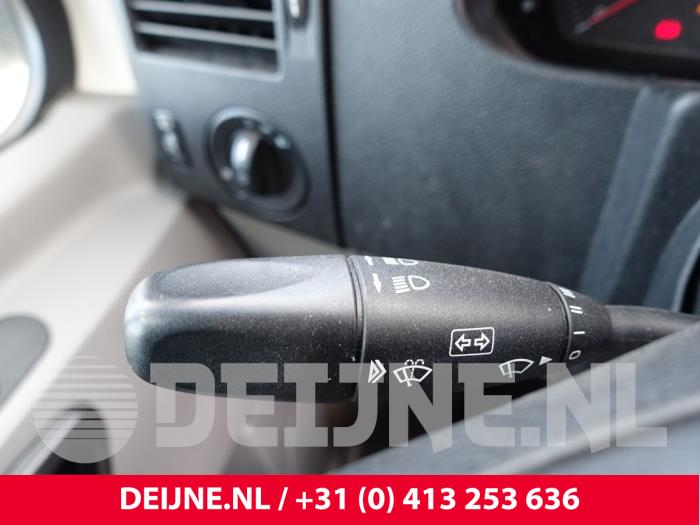 Volkswagen Crafter Steering column stalk O274976