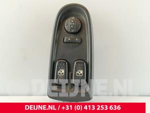 Iveco Daily Electric window switch O275017 photo 2