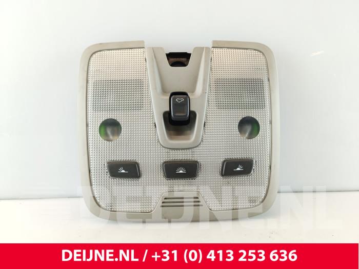 Volvo V70 Interior lighting, front O275020