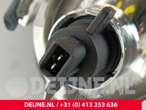 Volvo V70 Nebelscheinwerfer links vorne O275076 foto 3