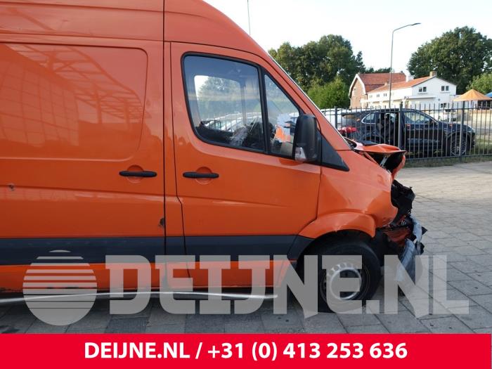 Mercedes Sprinter Tür 2-türig rechts O275107