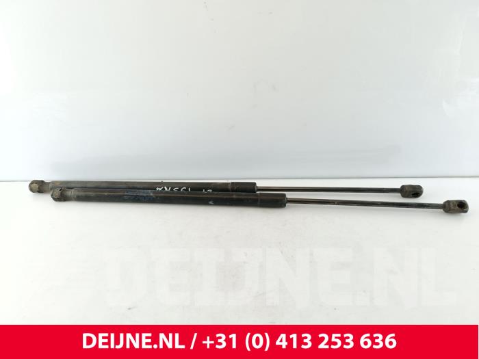 Volvo V60 Set Gasdempers Achterklep O275129