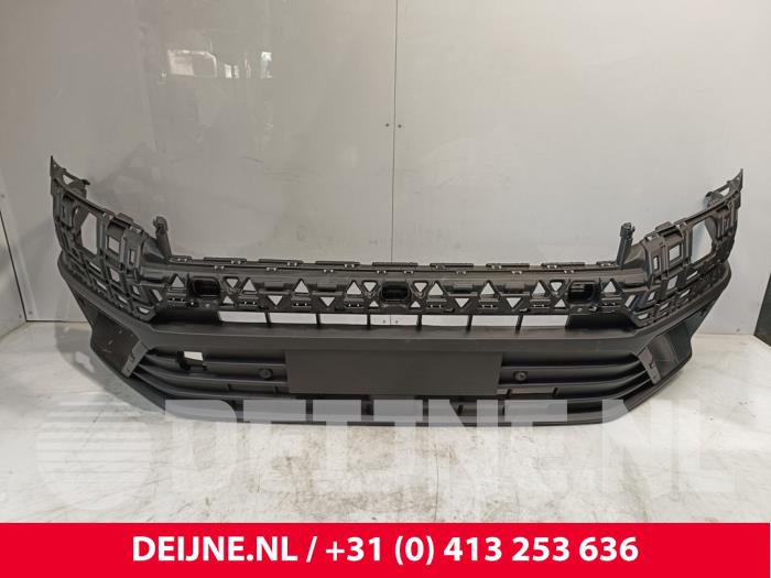 Volkswagen Crafter Front bumper O9990002952