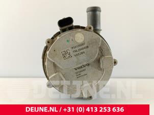 Polestar 2 Additional water pump O275344 foto 3