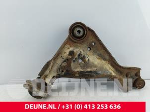 Mercedes Vito Draagarm onder rechts-voor O275369 foto 2