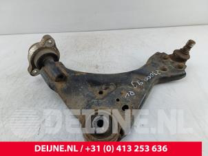 Mercedes Vito Draagarm onder rechts-voor O275369 foto 3
