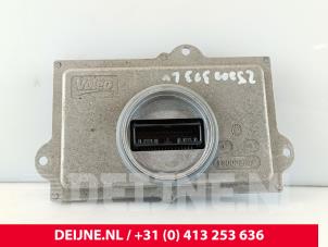 Gebruikte Module LED koplamp Volvo XC90 II 2.0 T8 16V Twin Engine AWD Prijs € 100,00 Margeregeling aangeboden door van Deijne Onderdelen Uden B.V.
