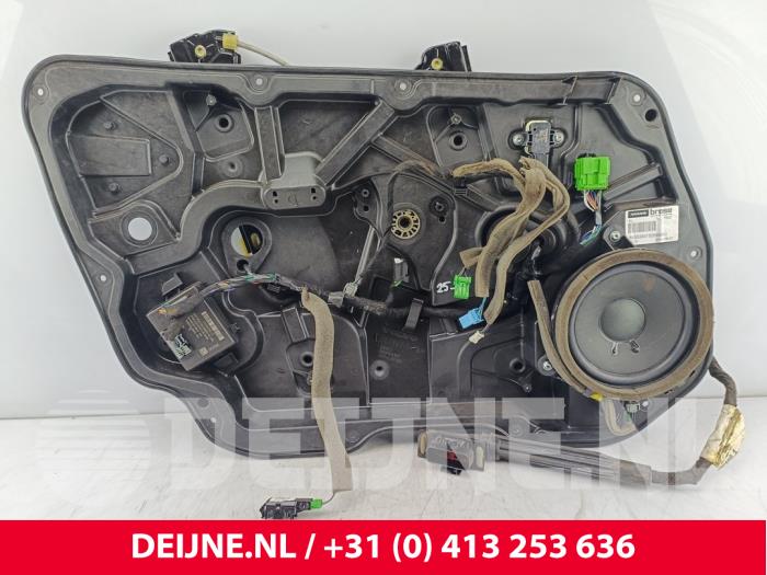 Volvo V60 Ruitmechaniek 4Deurs links-voor O275405