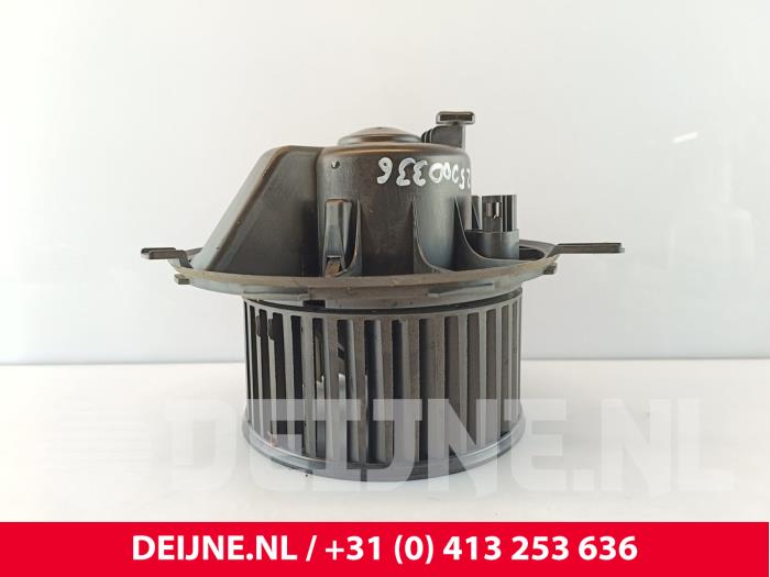 Volkswagen Caddy Heizung Belüftungsmotor O275413