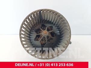 Volkswagen Caddy Heating and ventilation fan motor O275413 photo 3
