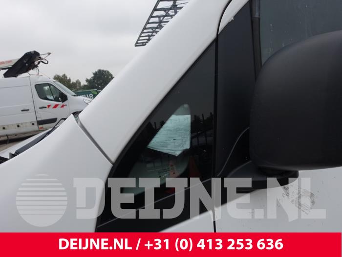 Nissan NV200 Dreieckfenster links vorne O275437