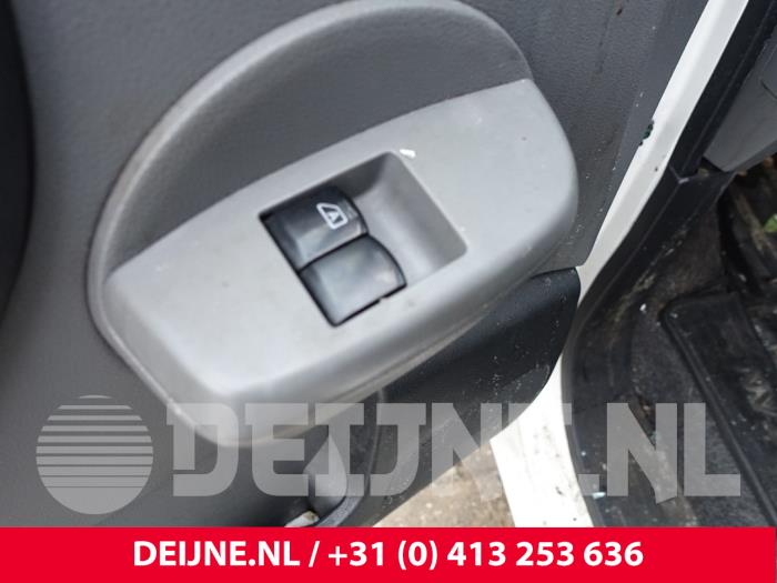 Nissan NV200 Elektrisches Fenster Schalter O275440