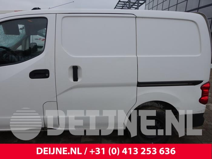 Nissan NV200 Schiebetür links O275459