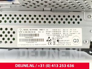 Mercedes Sprinter Radio O275520 foto 3