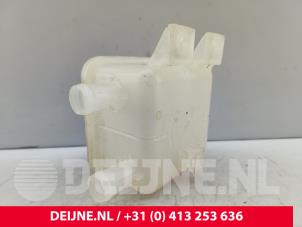 MG EHS Ausgleichsbehälter O275571 foto 2