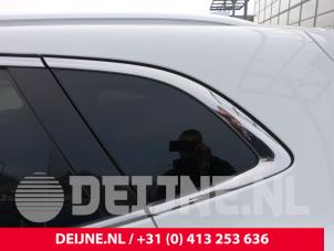 Gebruikte Extra Ruit 4Deurs links-achter MG HS/EHS I (AS23) 1.5 EHS T-GDI Hybrid Prijs op aanvraag aangeboden door van Deijne Onderdelen Uden B.V.