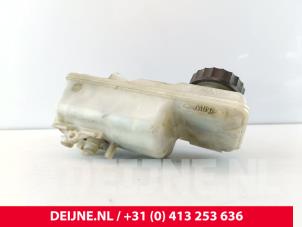 Renault Kangoo Brake fluid reservoir O275537 photo 2
