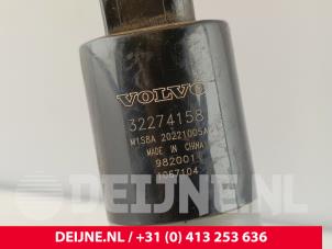 Polestar 2 Ruitensproeierpomp voor O275618 foto 3