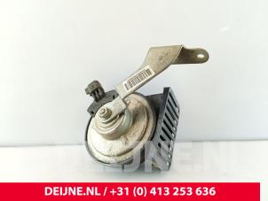 Volvo XC90 Horn O275632 photo 3