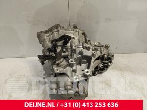 Volvo V40 Gearbox O275719 photo 3