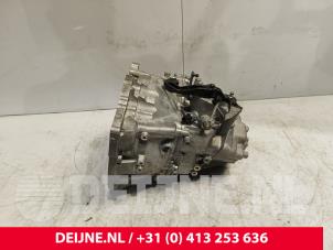 Volvo V40 Gearbox O275719 photo 4