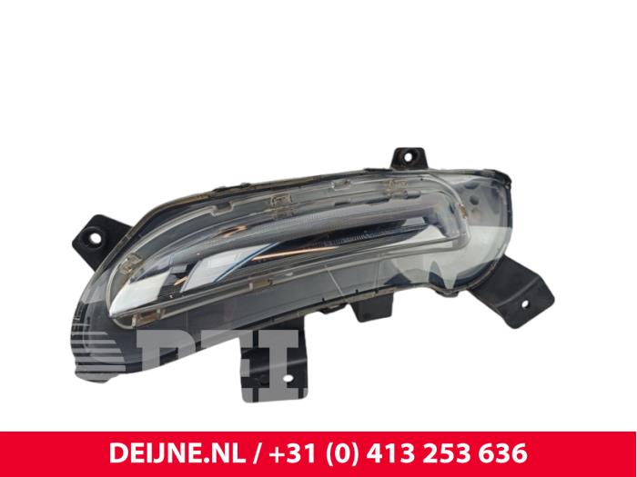 MG EHS Tageslicht links O275734