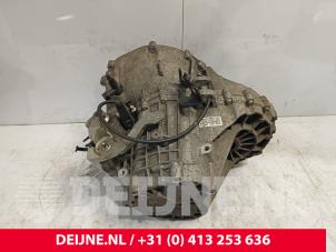 Ford Transit Versnellingsbak O275739 foto 3