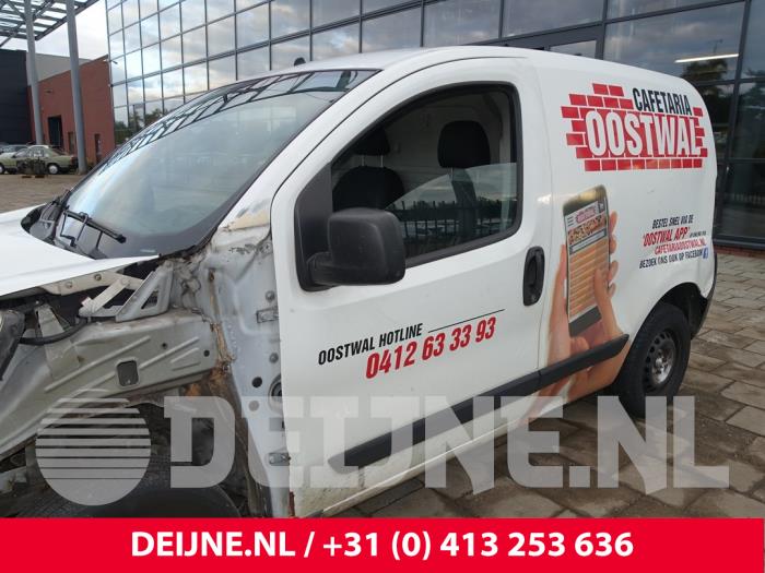 Fiat Fiorino Tür 2-türig links O275770