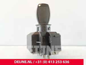 Mercedes Vito Ignition lock + key O275806 photo 2