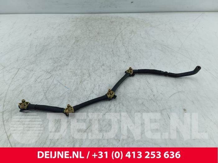 Volkswagen Caddy Fuel return line O275899