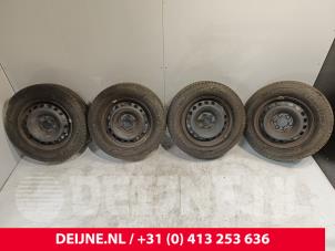 Gebruikte Velgen set Ford Transit Custom 2.0 EcoBlue 110 Prijs € 484,00 Inclusief btw aangeboden door van Deijne Onderdelen Uden B.V.